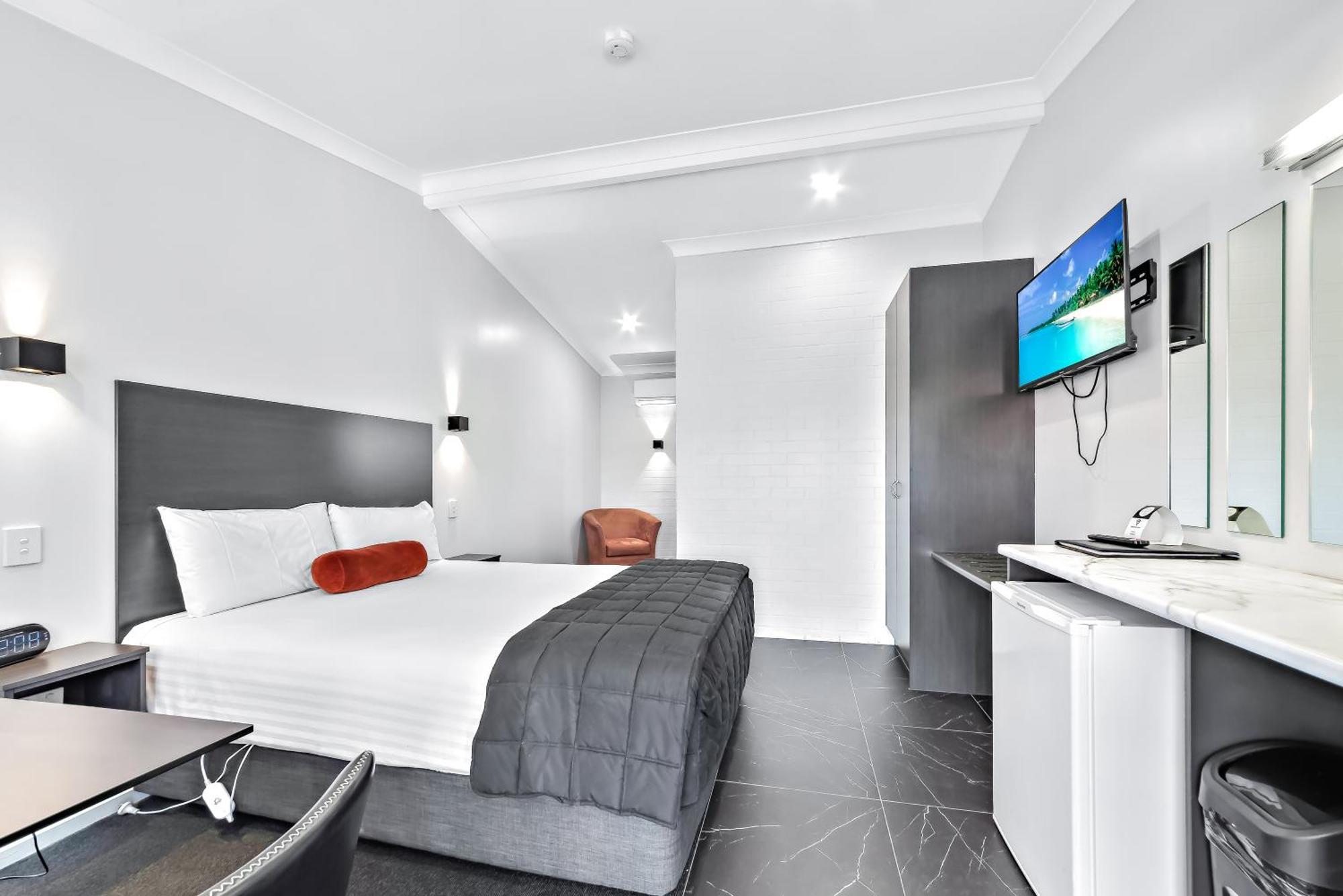 Apple & Grape Motel 3*