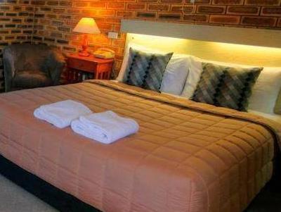 Apple & Grape Motel 3*